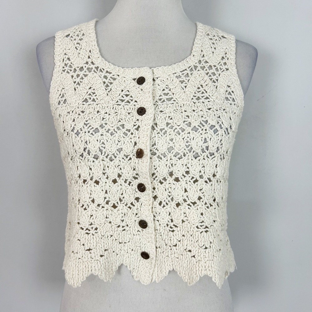 Juniors Vest Cream Crochet Knit Button Front Scalloped Size Large